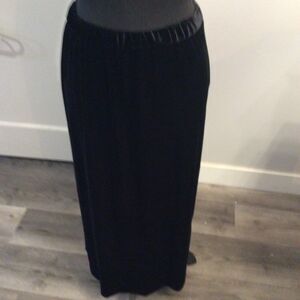 Quacker Factory Black Velvet Feel Skirt Maxi Stretch Size Large L
